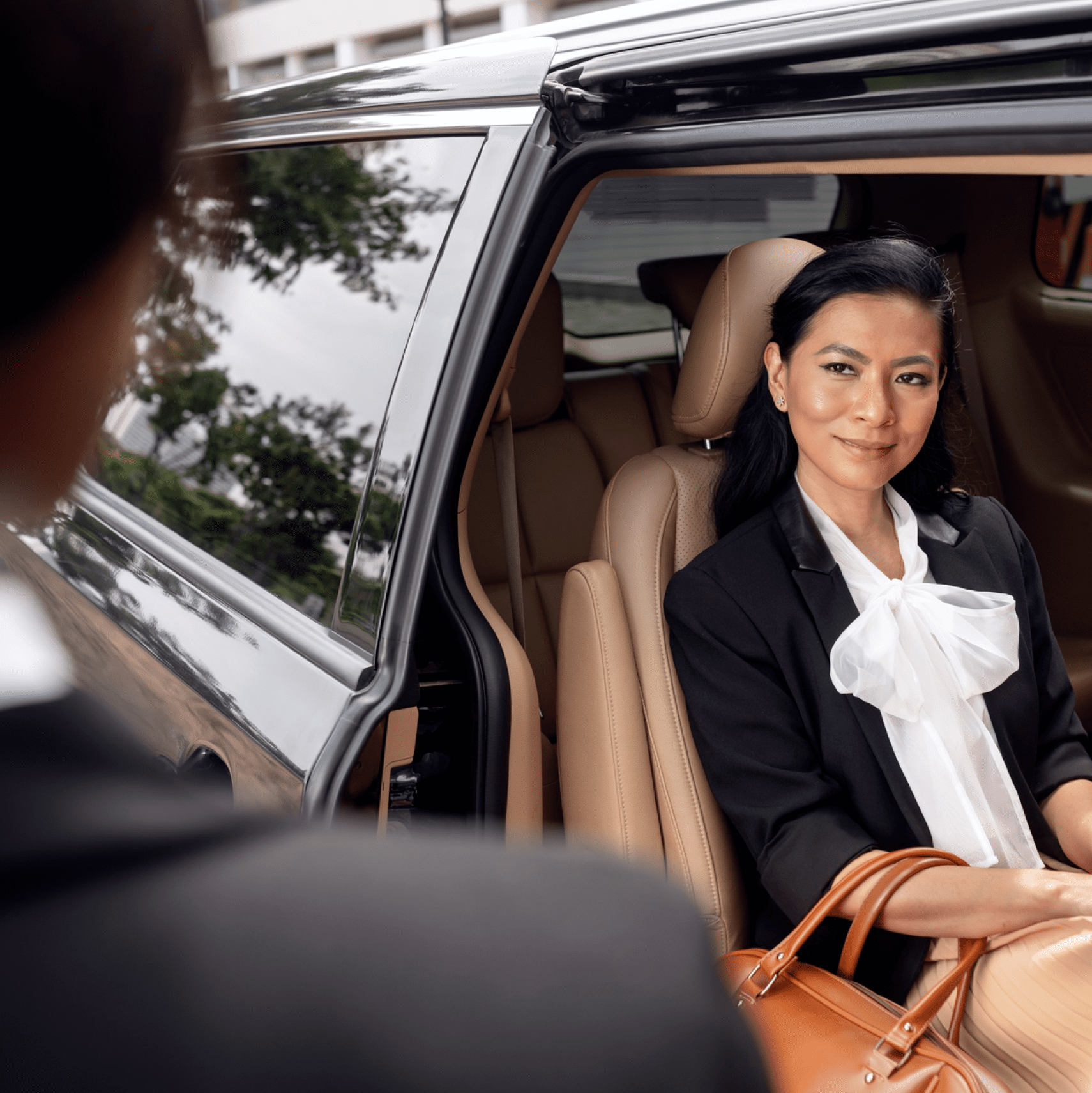 Private Chauffeur Service in Paris